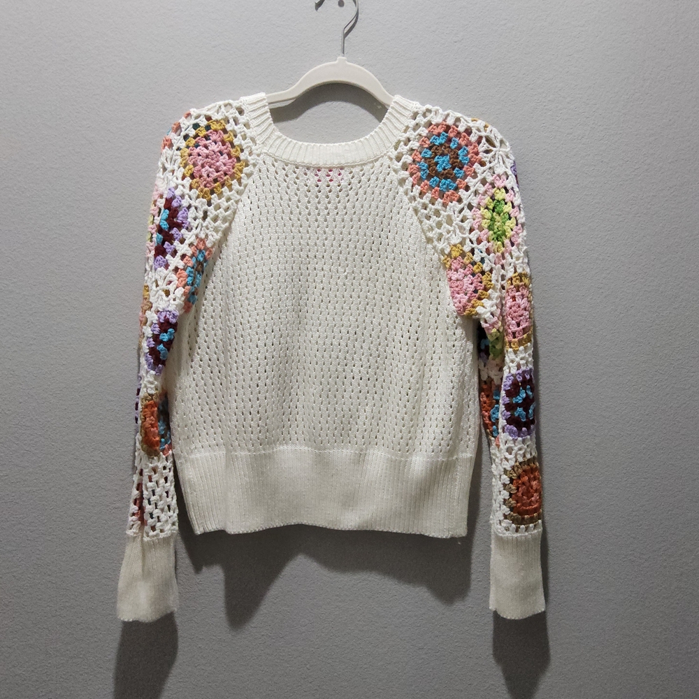 Pink Lily Off-the-Shoulder Sweater with Multicolor Sleeves - Picture 4 of 5